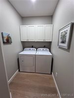 199 Country Oak Drive, Sunrise Beach, MO 65079