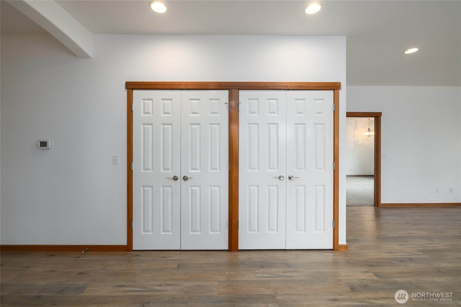 997 Chestnut Loop, Mount Vernon, WA 98273