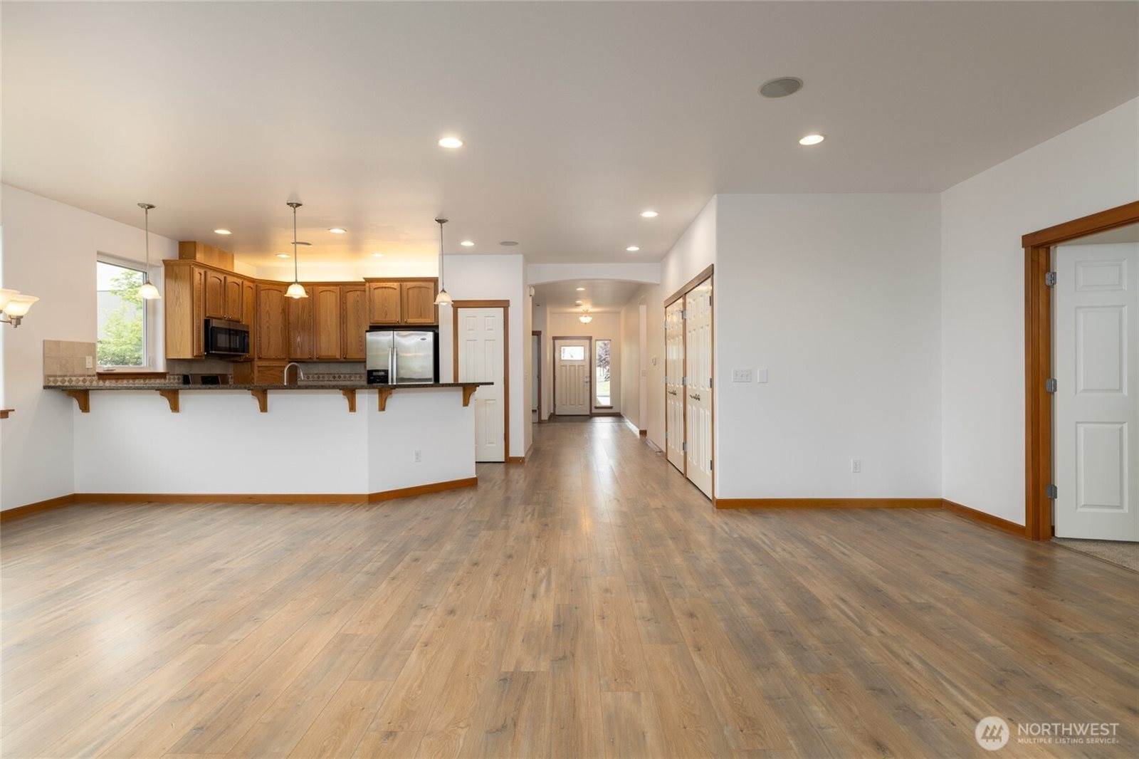 997 Chestnut Loop, Mount Vernon, WA 98273