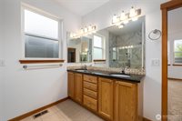 997 Chestnut Loop, Mount Vernon, WA 98273