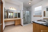 997 Chestnut Loop, Mount Vernon, WA 98273