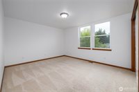 997 Chestnut Loop, Mount Vernon, WA 98273