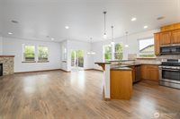 997 Chestnut Loop, Mount Vernon, WA 98273