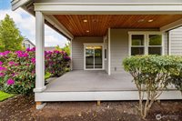 997 Chestnut Loop, Mount Vernon, WA 98273