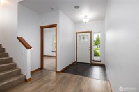 997 Chestnut Loop, Mount Vernon, WA 98273