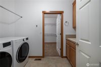 997 Chestnut Loop, Mount Vernon, WA 98273