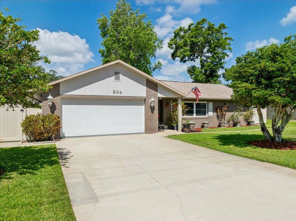 934 Tall Pine Drive, Port Orange, FL 32127