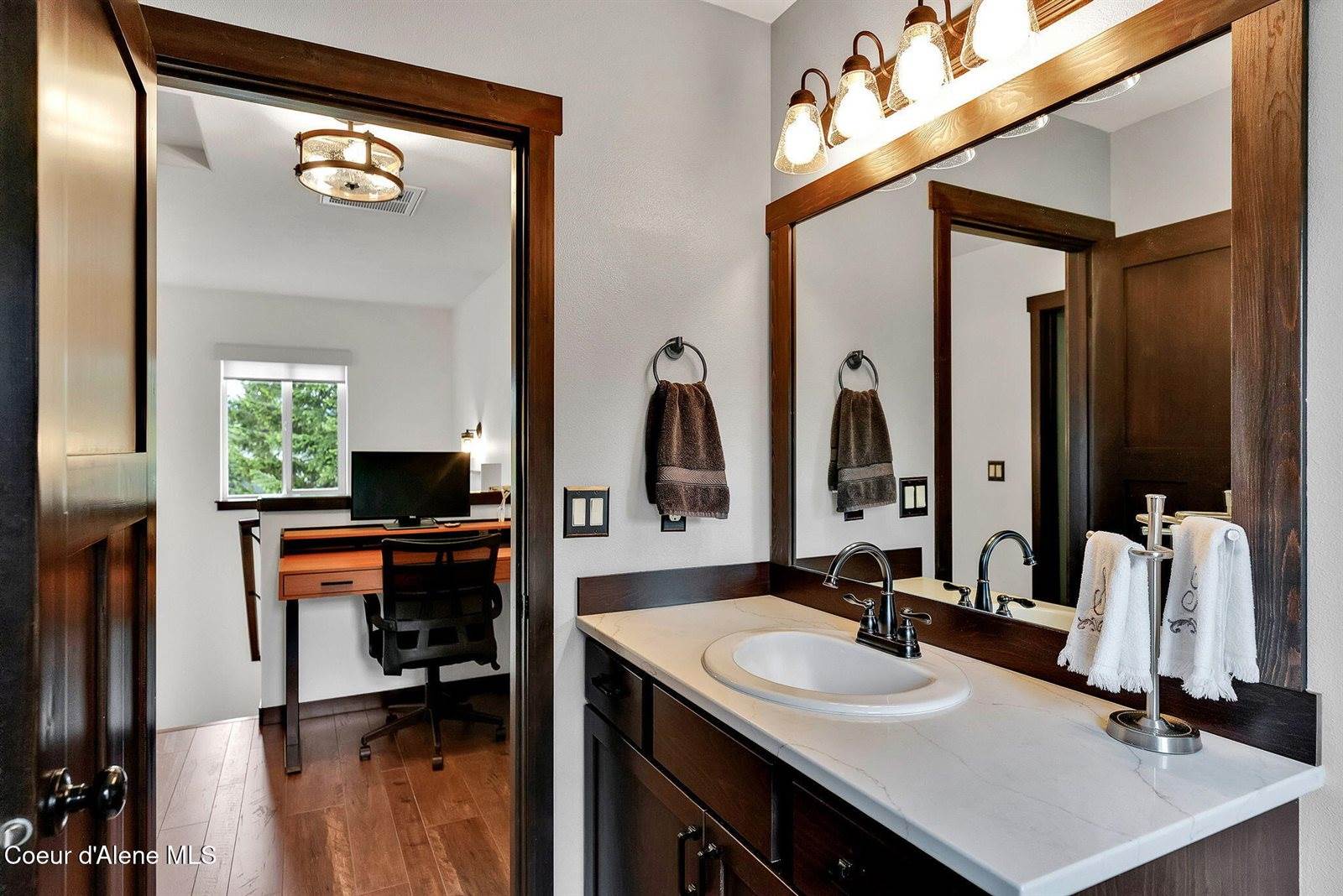 17940 West Sheltered Ct, Hauser, ID 83854