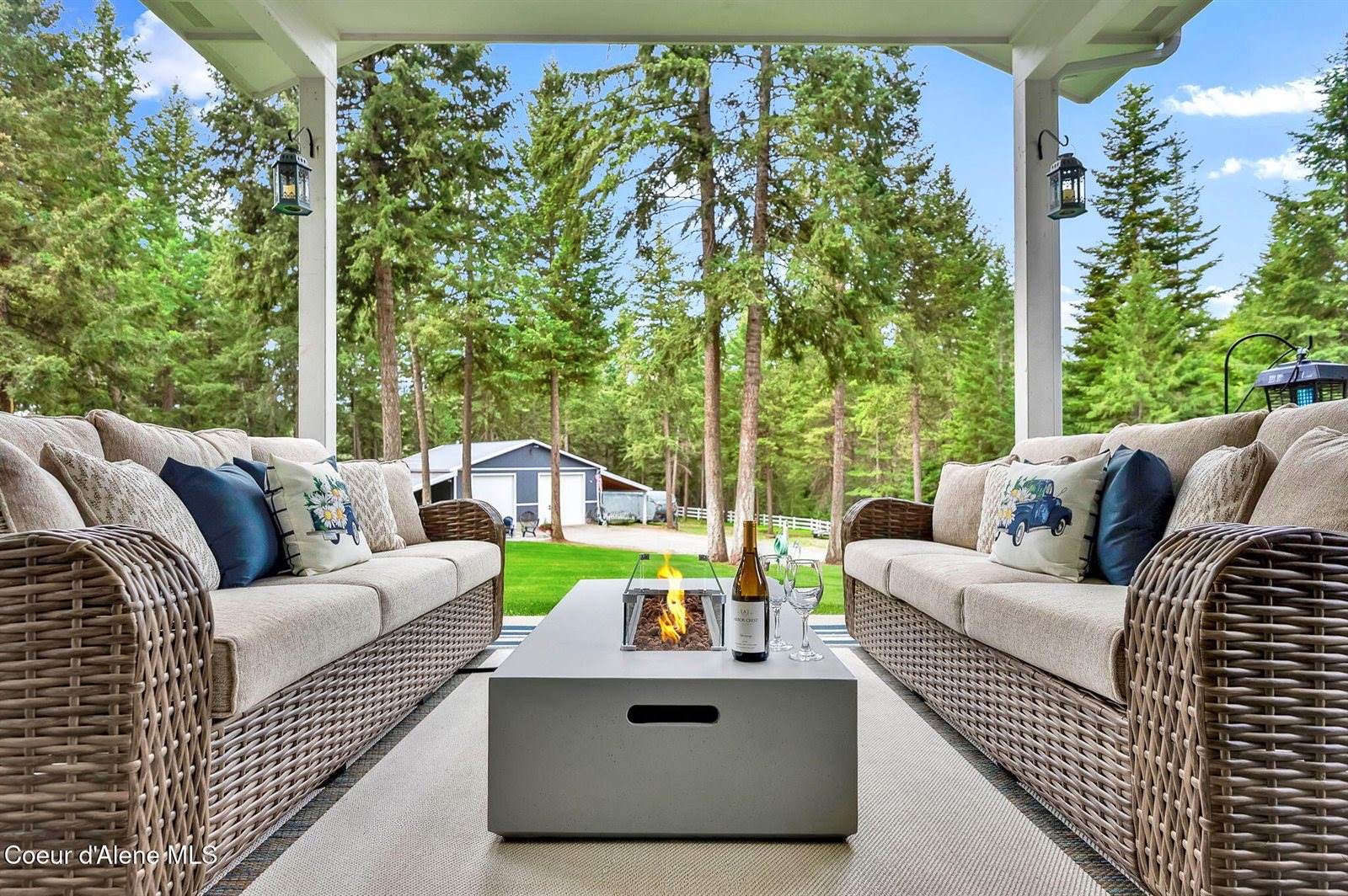 17940 West Sheltered Ct, Hauser, ID 83854