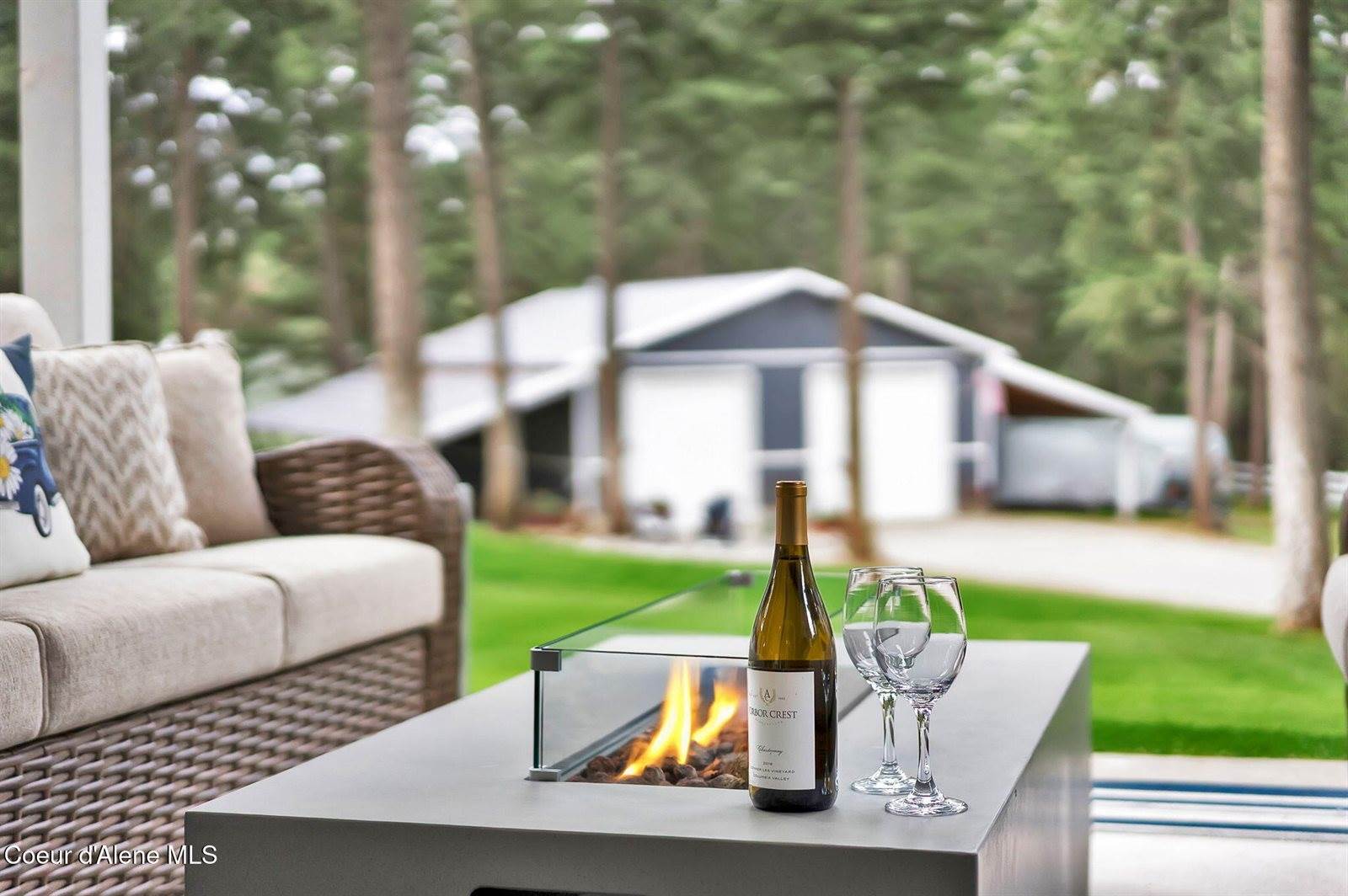 17940 West Sheltered Ct, Hauser, ID 83854