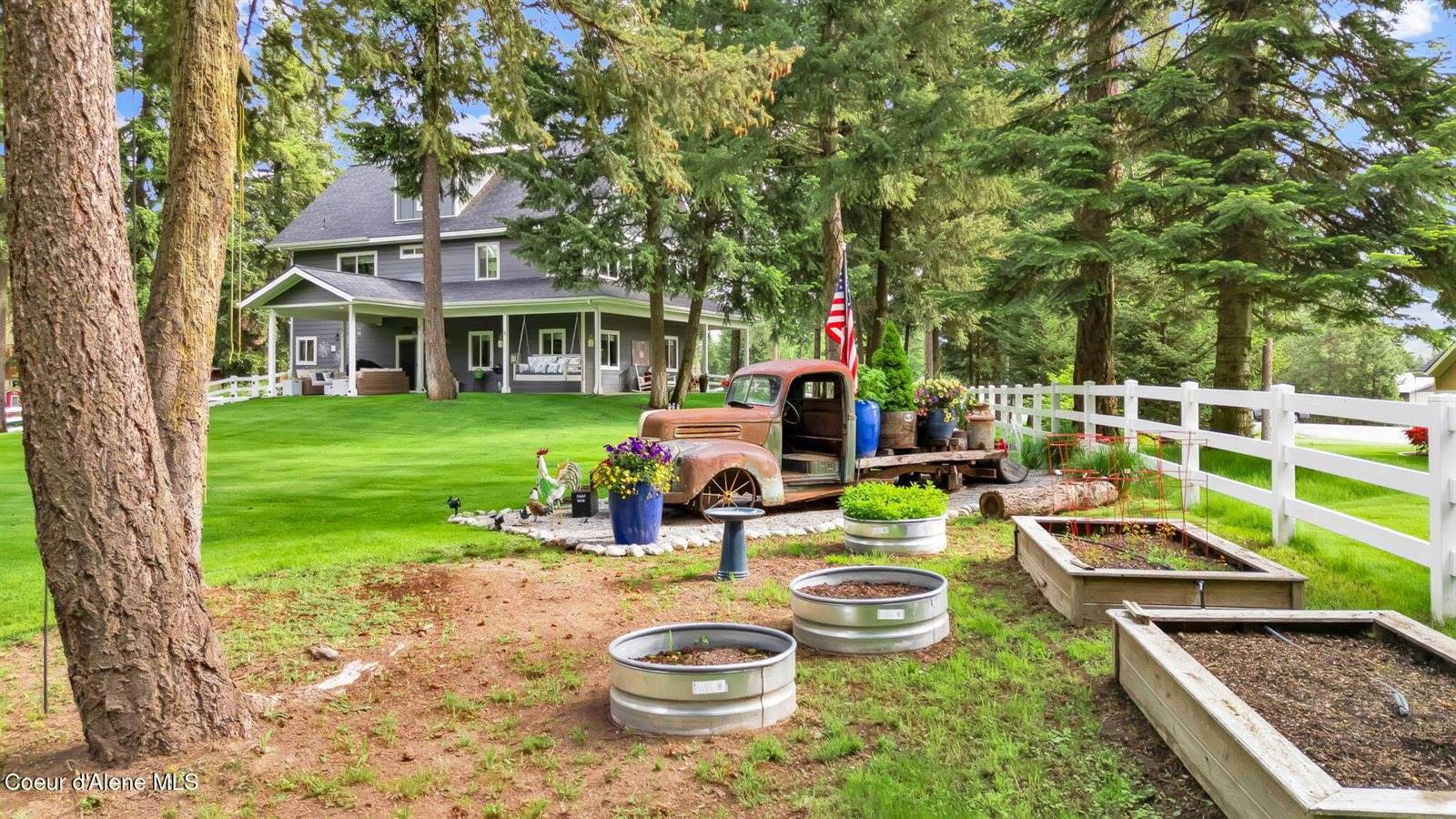 17940 West Sheltered Ct, Hauser, ID 83854