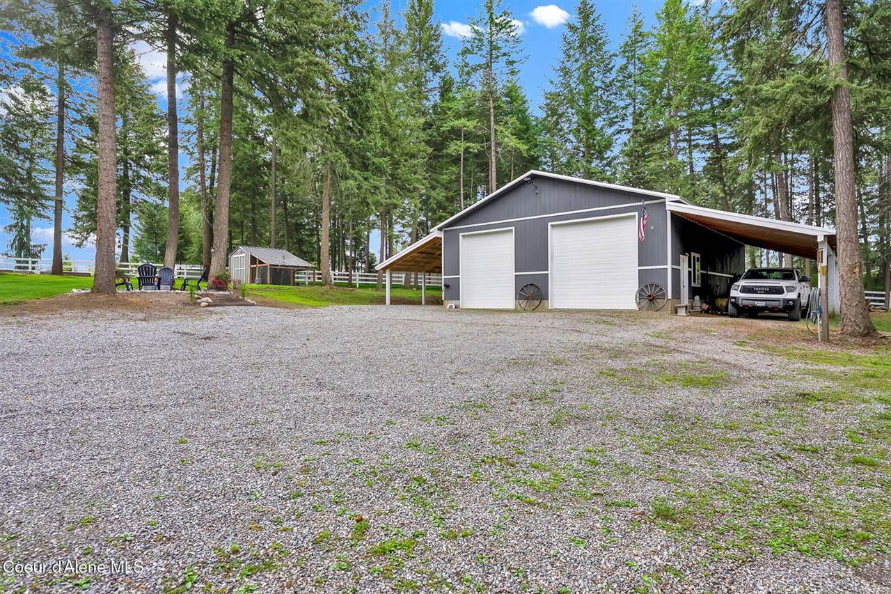 17940 West Sheltered Ct, Hauser, ID 83854