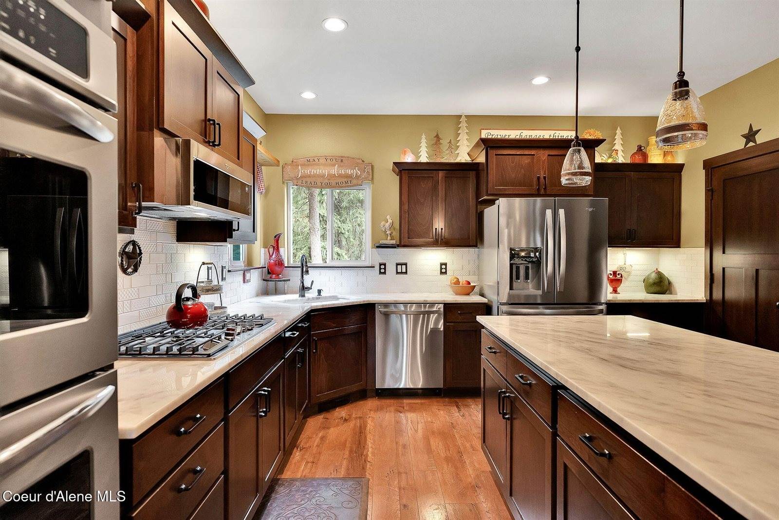 17940 West Sheltered Ct, Hauser, ID 83854