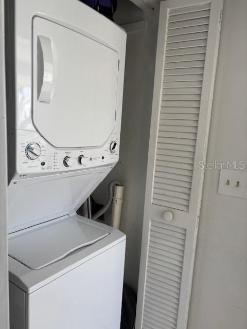 2218 Orange Blossom Lane, Bradenton, FL 34207