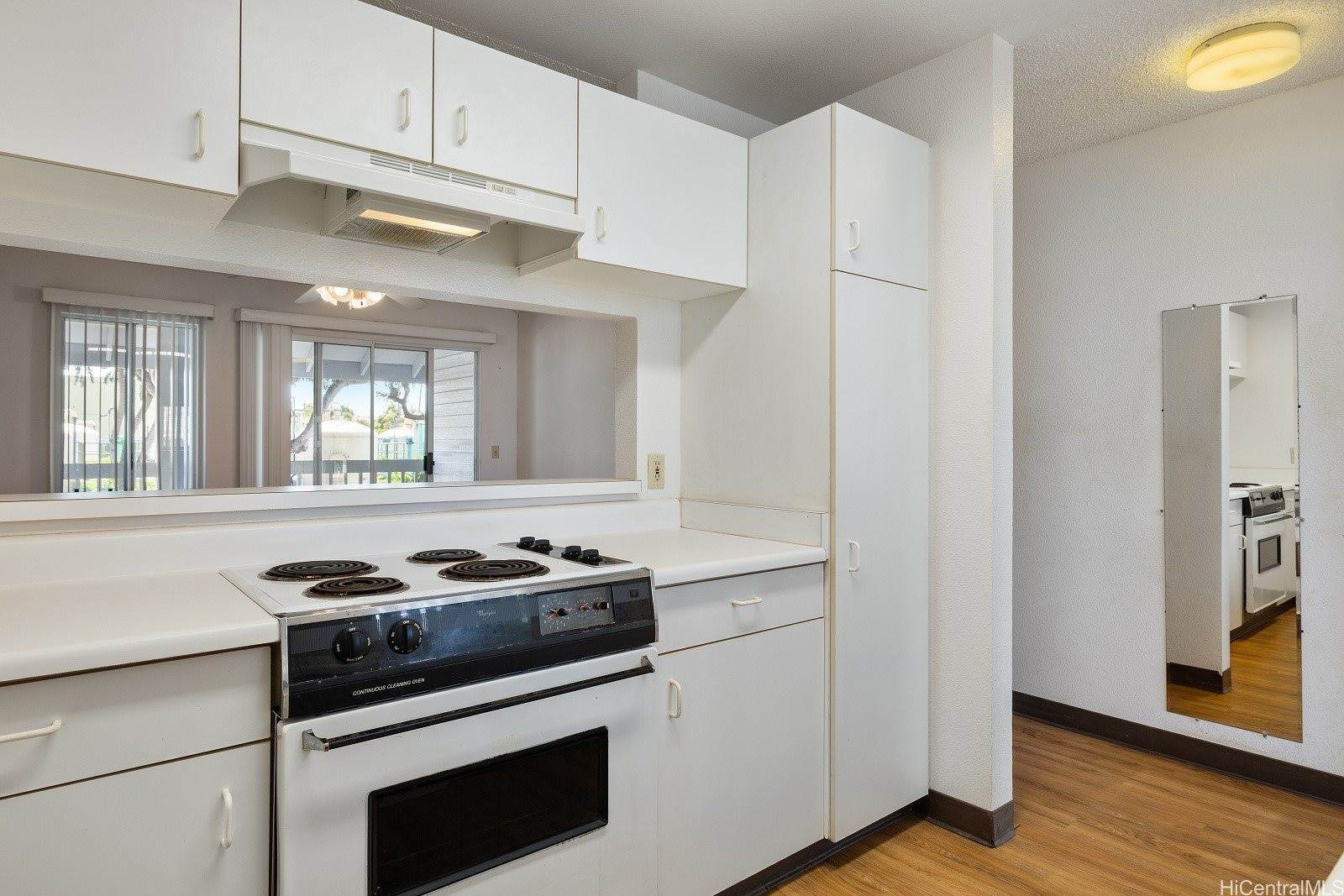 94-201 Lumiaina Place, Waipahu, HI 96797