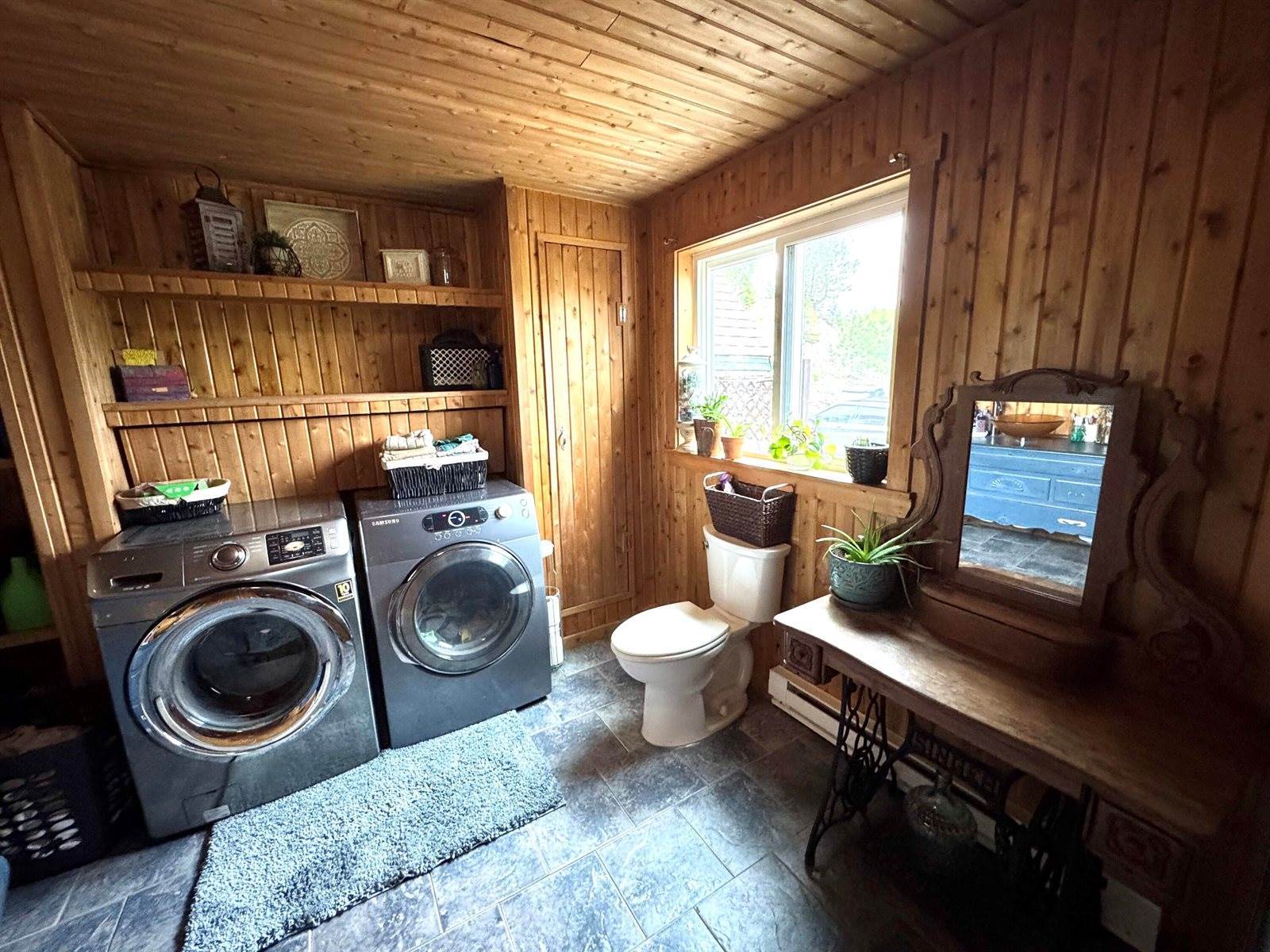 135 West Conroy Lake Road, Monticello, ME 04760