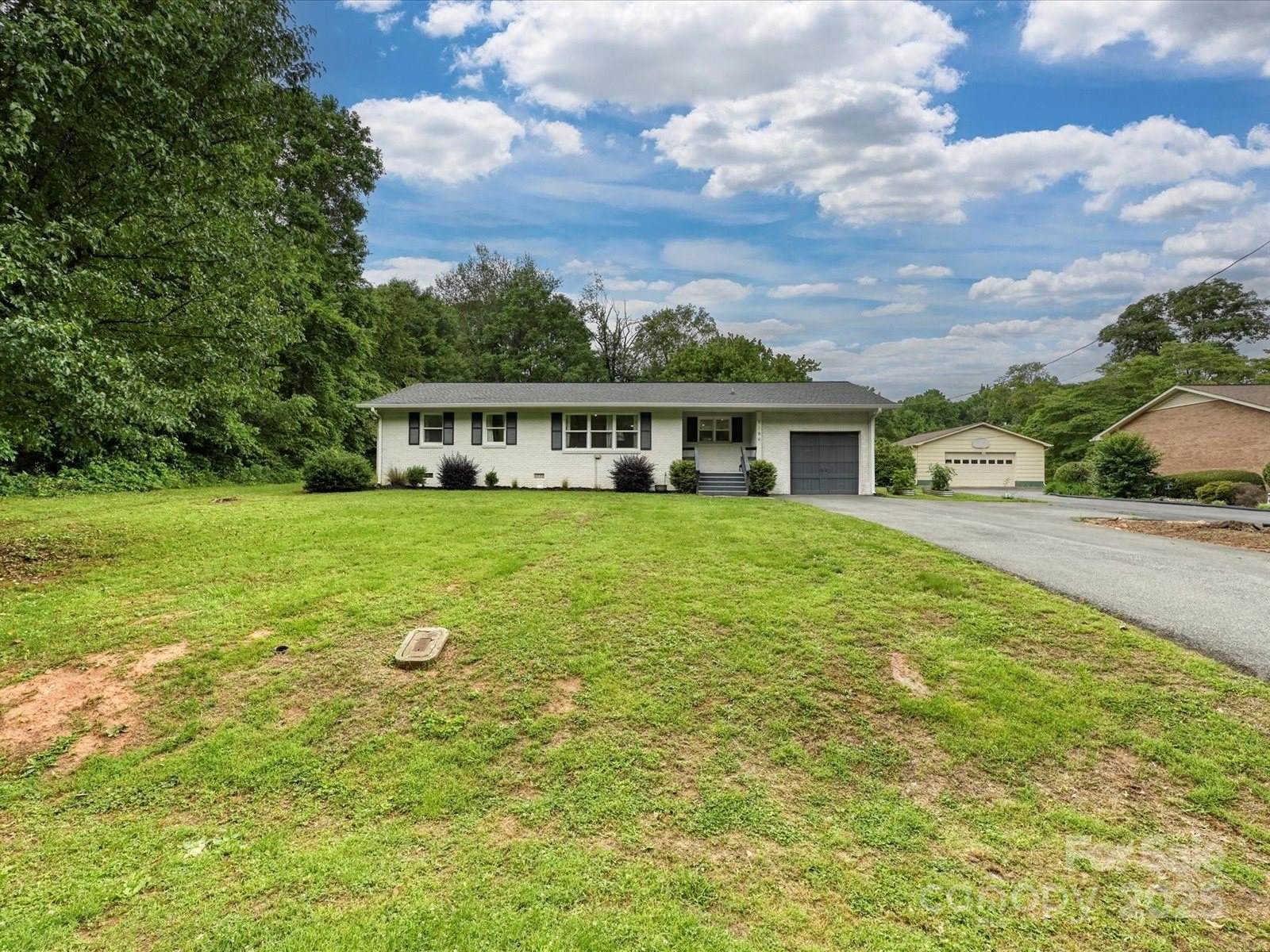 136 Gable Road, Mooresville, NC 28115