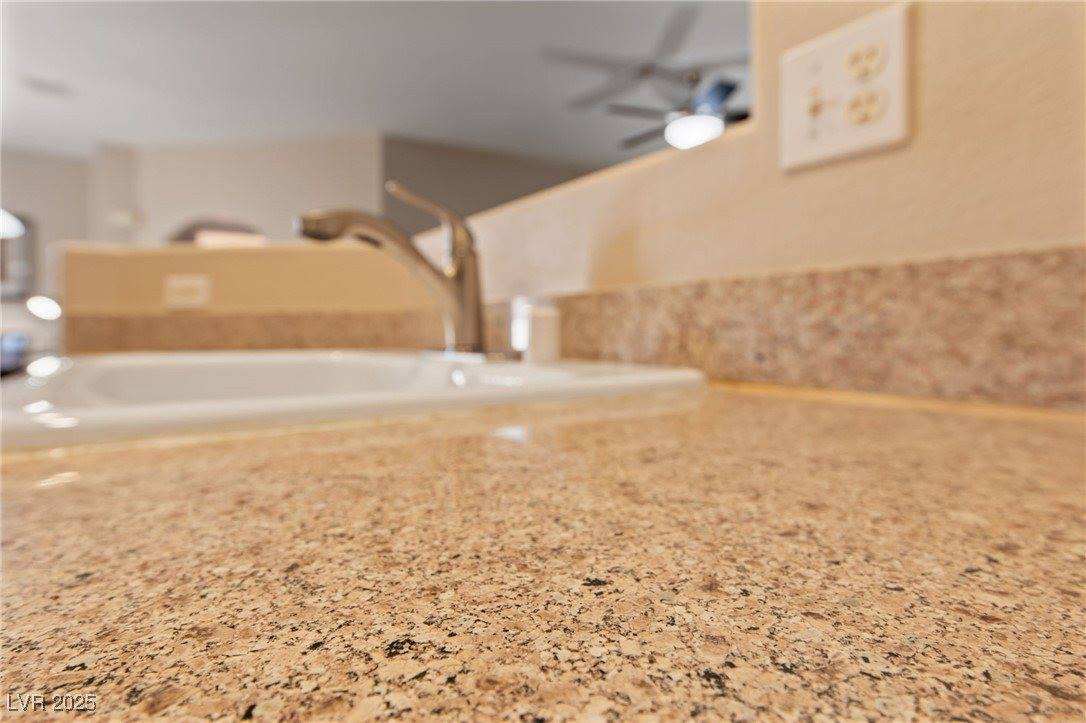 2050 West Warm Springs Road, #2822, Henderson, NV 89014