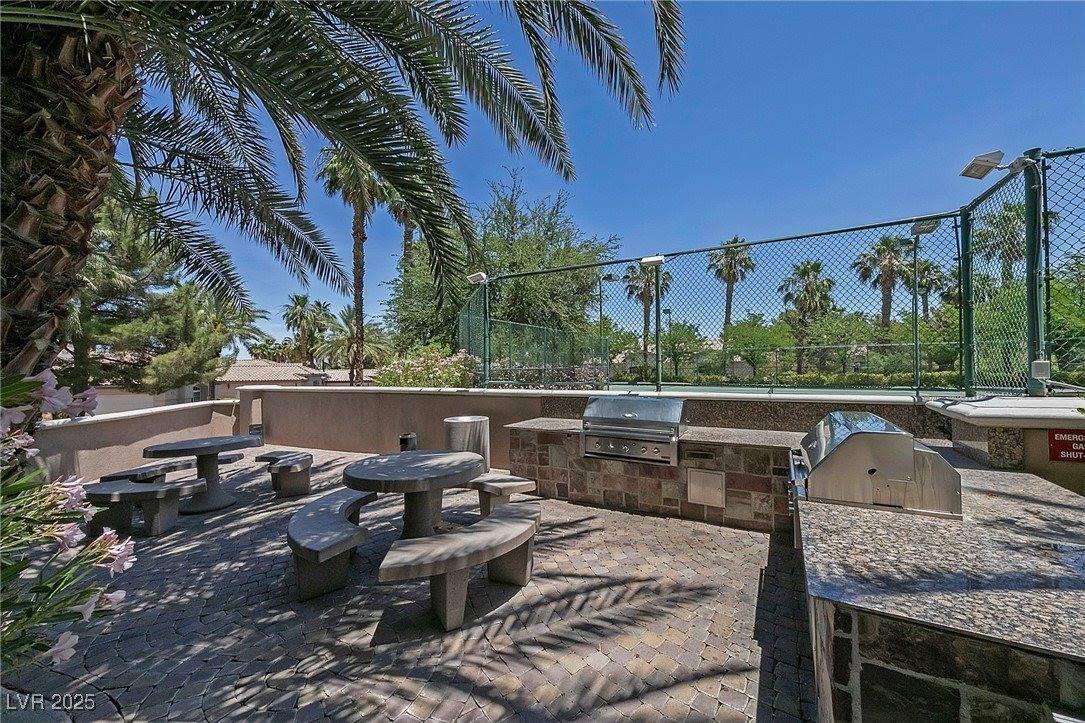 2050 West Warm Springs Road, #2822, Henderson, NV 89014