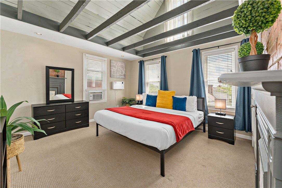 239 Albert St, Mt Washington, PA 15211