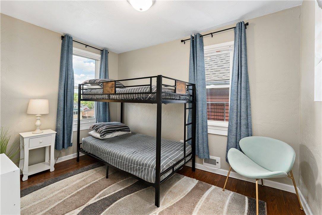 239 Albert St, Mt Washington, PA 15211