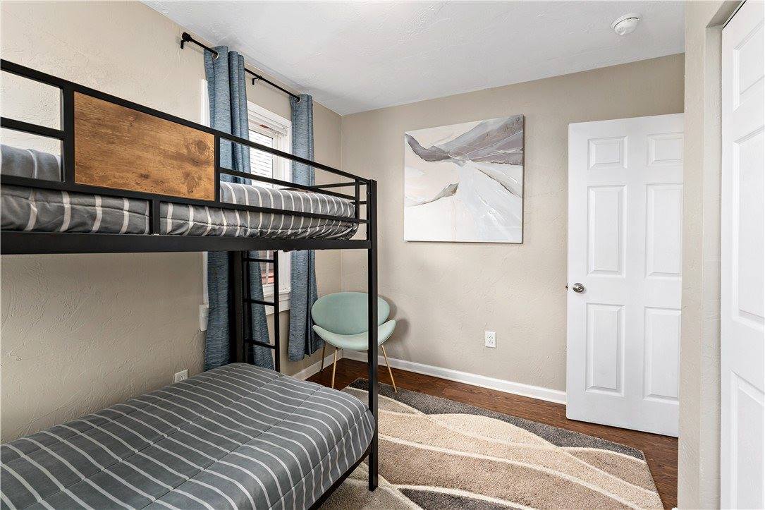 239 Albert St, Mt Washington, PA 15211