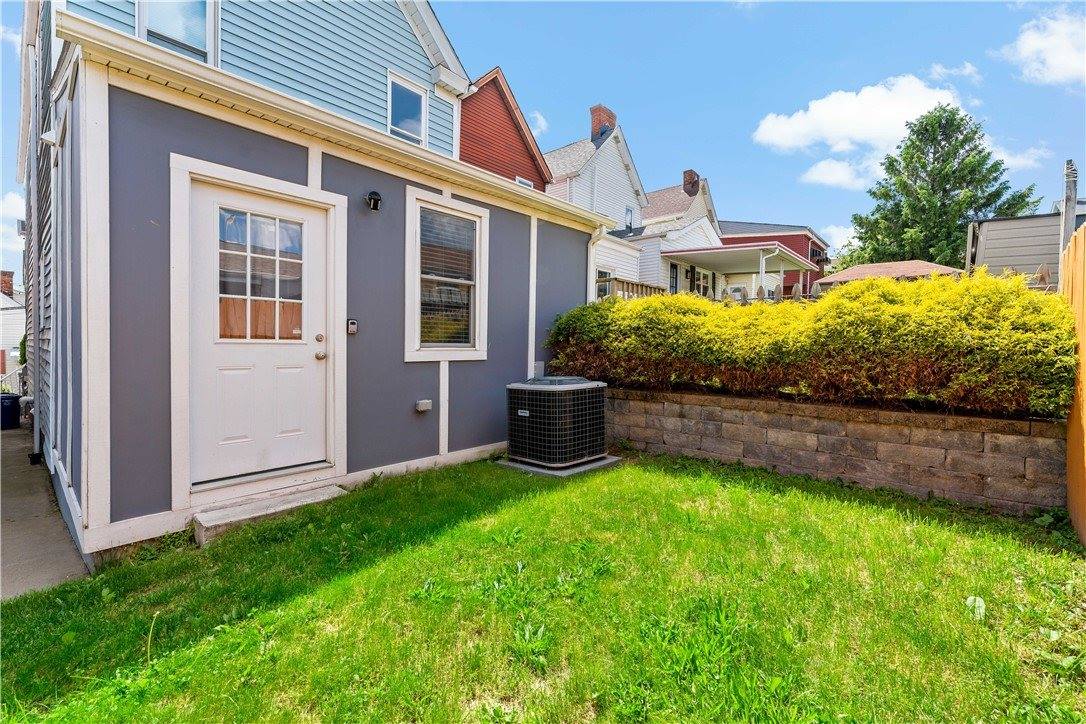 239 Albert St, Mt Washington, PA 15211