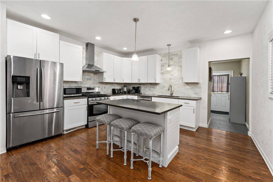 239 Albert St, Mt Washington, PA 15211