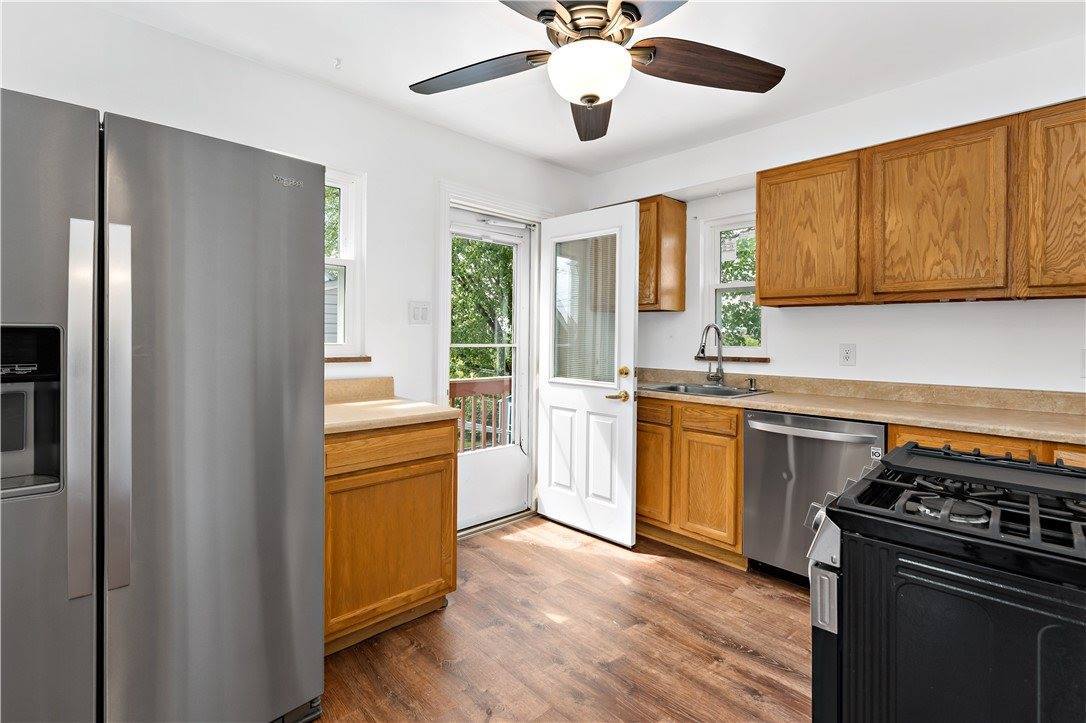 3652 Oakleaf Rd, Baldwin Boro, PA 15227