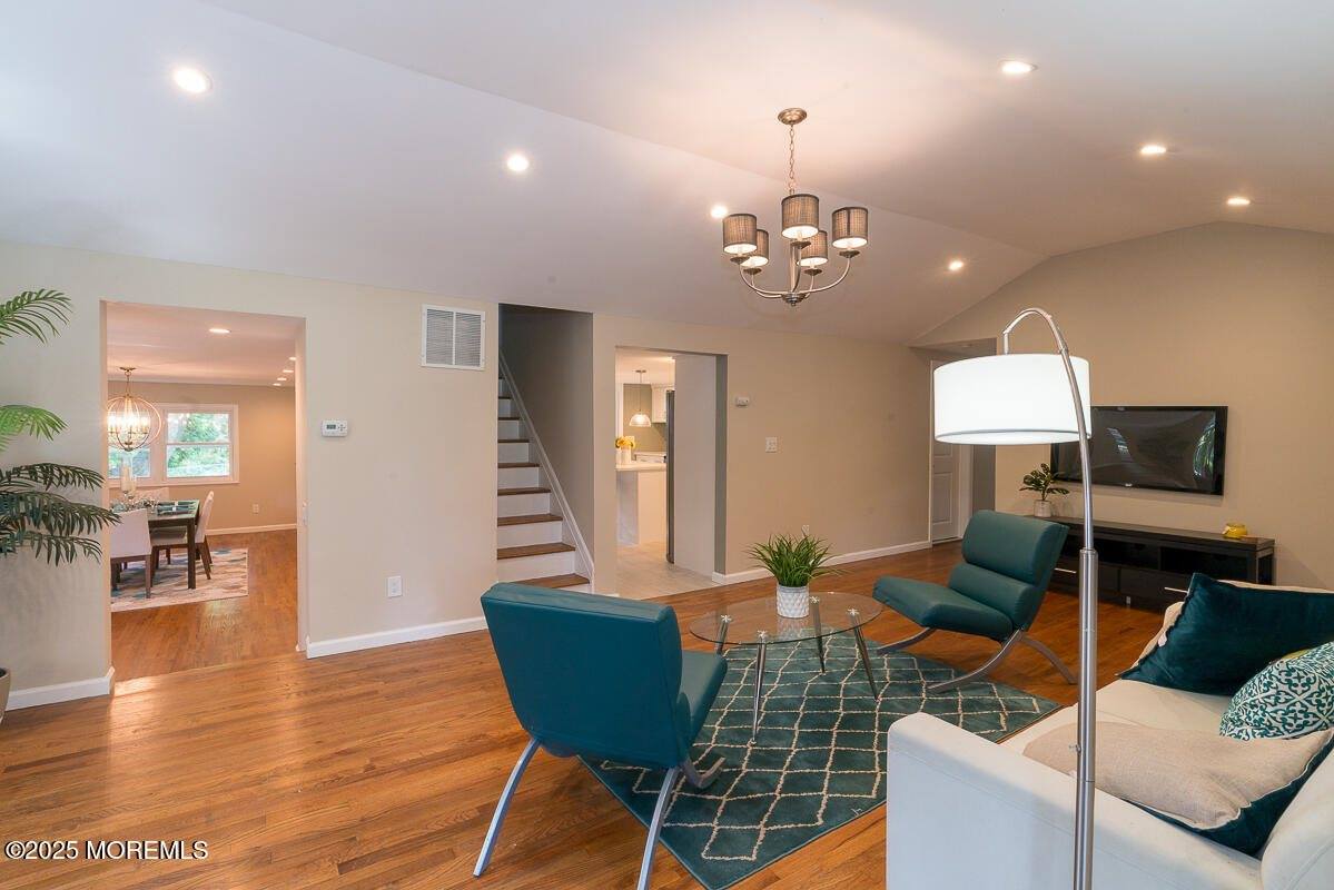 21 Wickatunk Road, Manalapan, NJ 07726