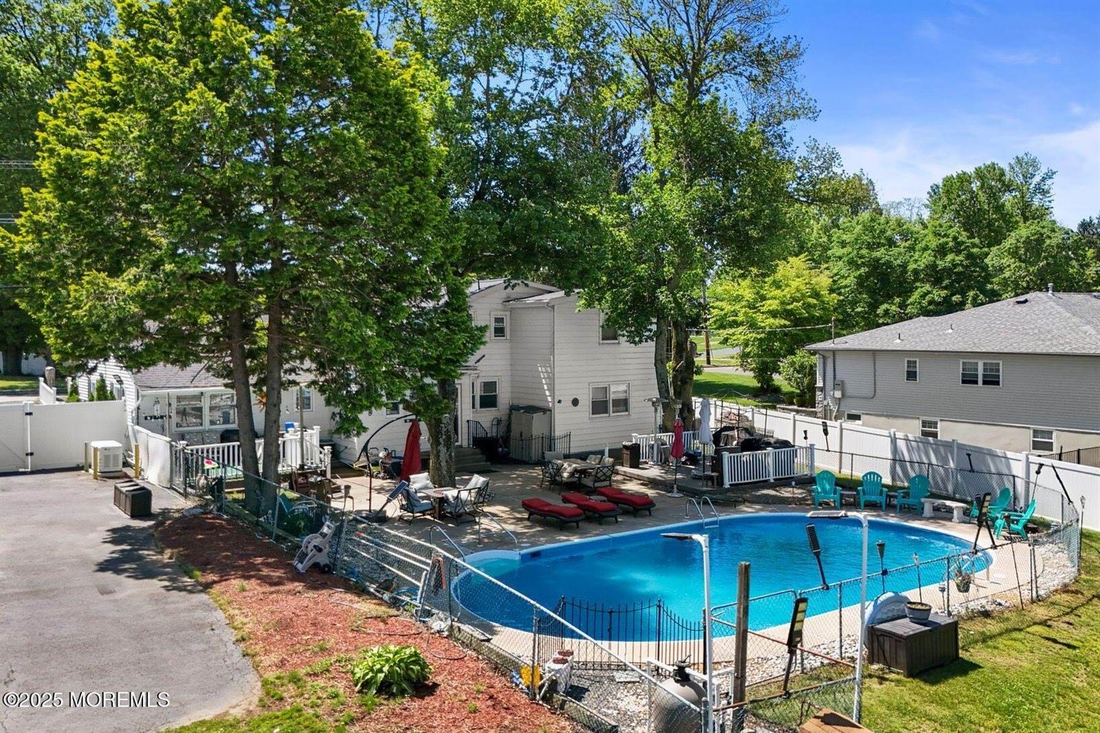 21 Wickatunk Road, Manalapan, NJ 07726