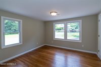 21 Wickatunk Road, Manalapan, NJ 07726