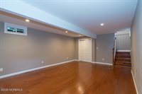 21 Wickatunk Road, Manalapan, NJ 07726