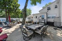 21 Wickatunk Road, Manalapan, NJ 07726