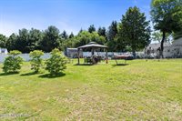 21 Wickatunk Road, Manalapan, NJ 07726