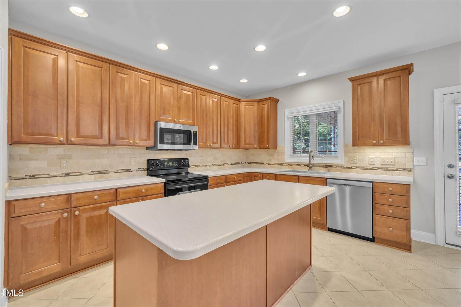 805 Alden Bridge Drive, Cary, NC 27519