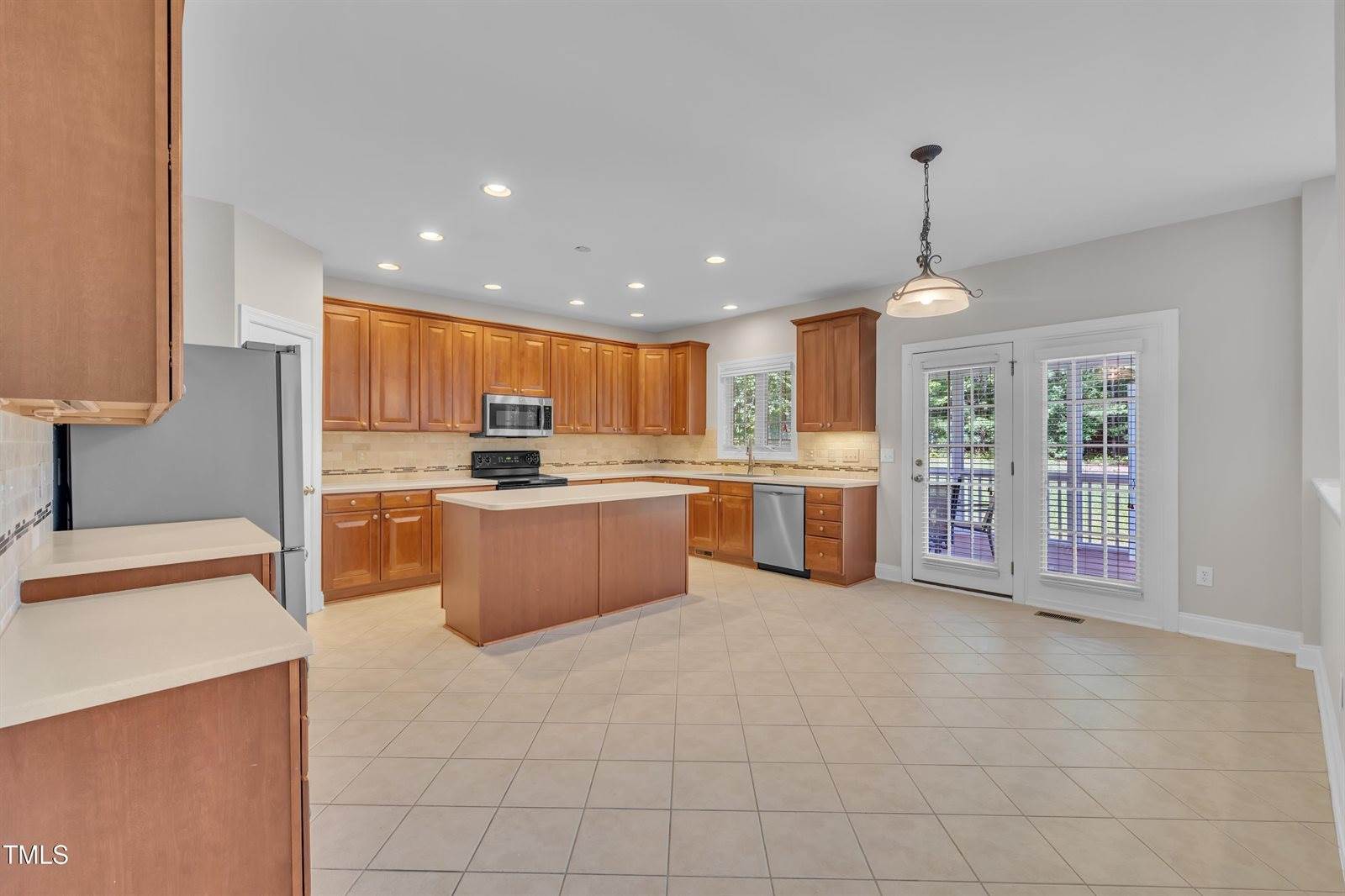 805 Alden Bridge Drive, Cary, NC 27519