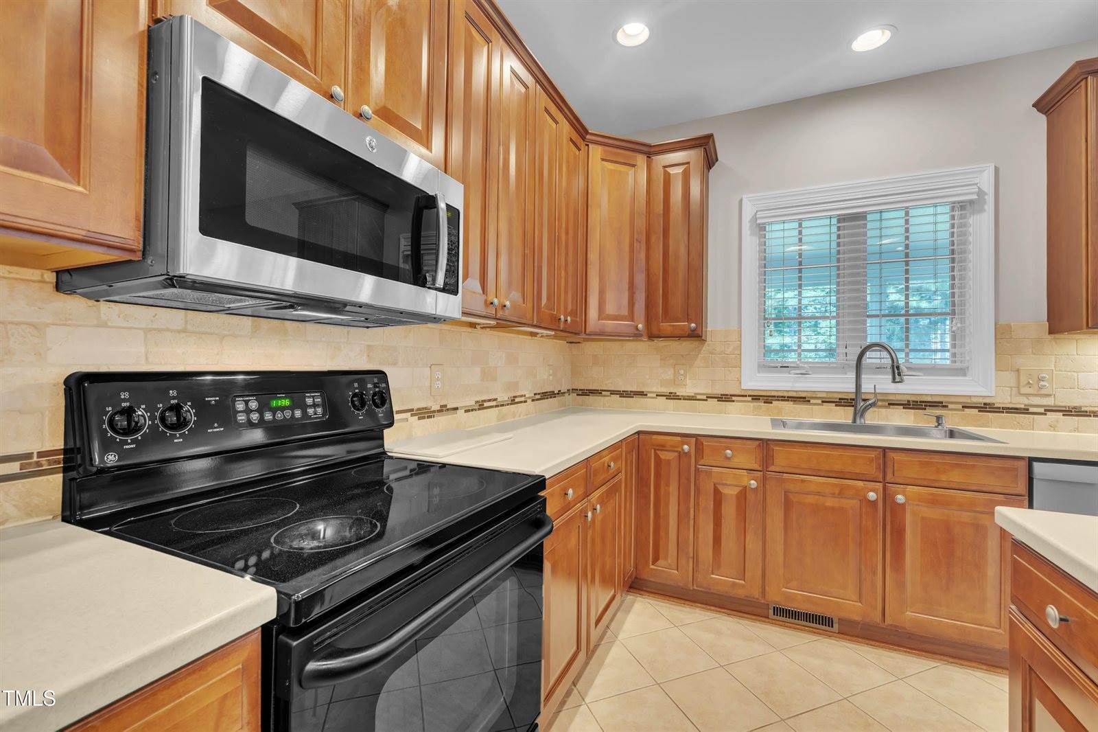 805 Alden Bridge Drive, Cary, NC 27519