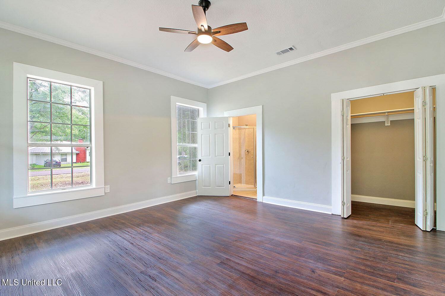 305 First Avenue, New Augusta, MS 39462