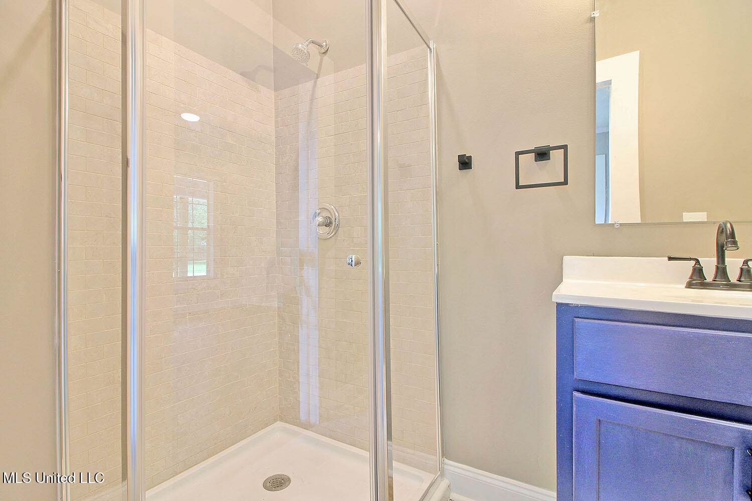 305 First Avenue, New Augusta, MS 39462