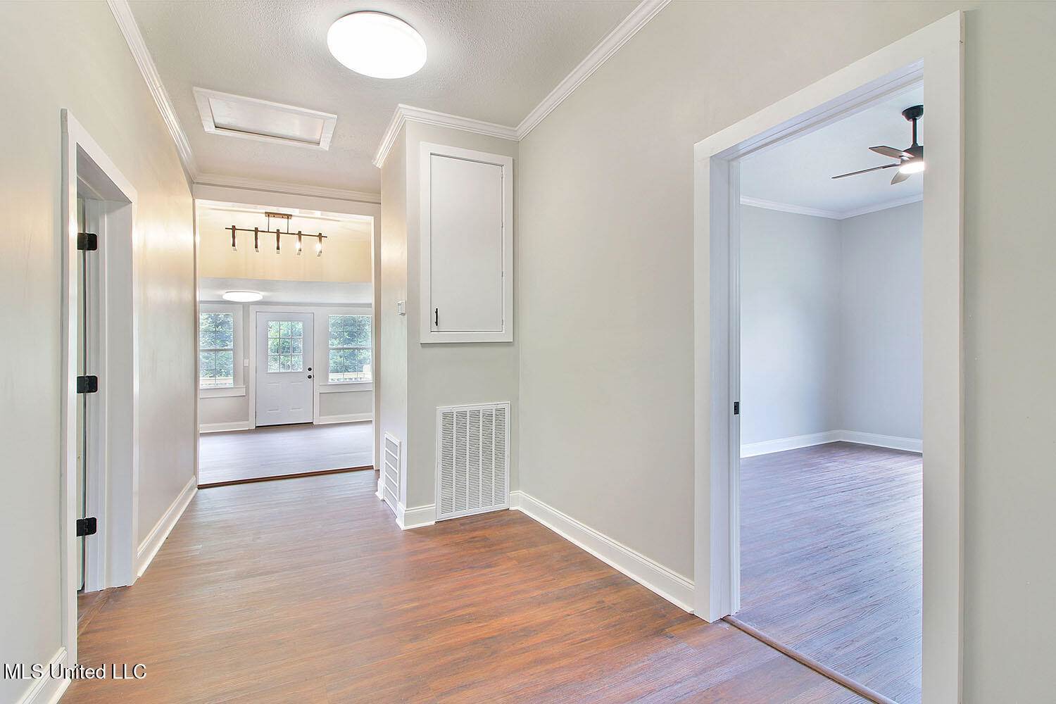 305 First Avenue, New Augusta, MS 39462