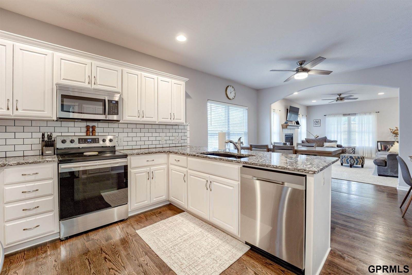 230 Locust Street, Springfield, NE 68059