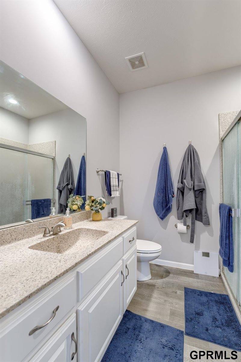 230 Locust Street, Springfield, NE 68059