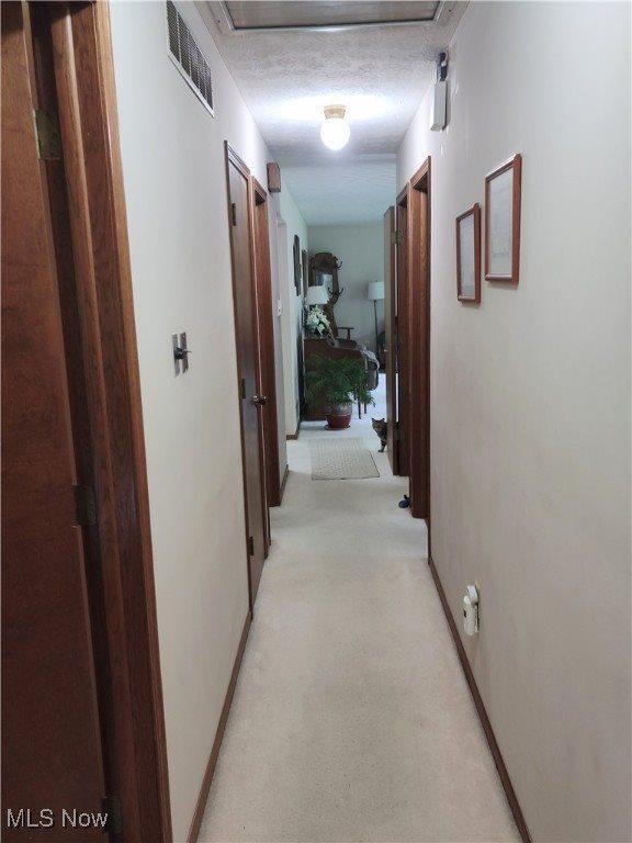 64575 Falcon Lane, Cambridge, OH 43725