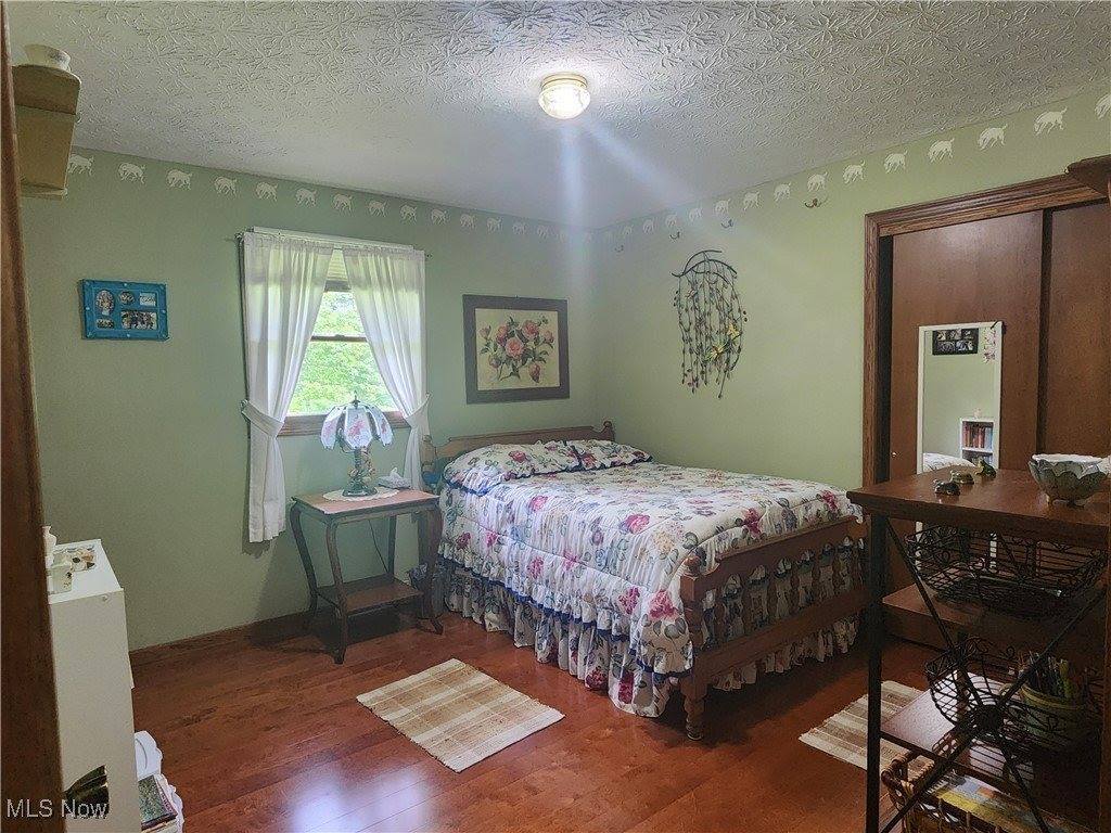 64575 Falcon Lane, Cambridge, OH 43725