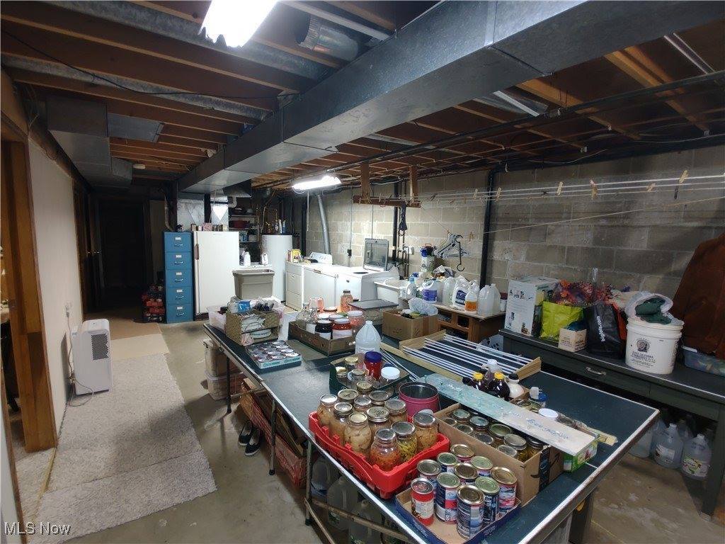 64575 Falcon Lane, Cambridge, OH 43725