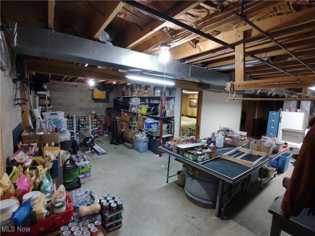 64575 Falcon Lane, Cambridge, OH 43725