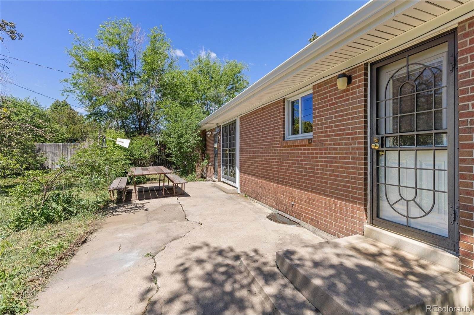 430 South Potomac Cir, Aurora, CO 80012