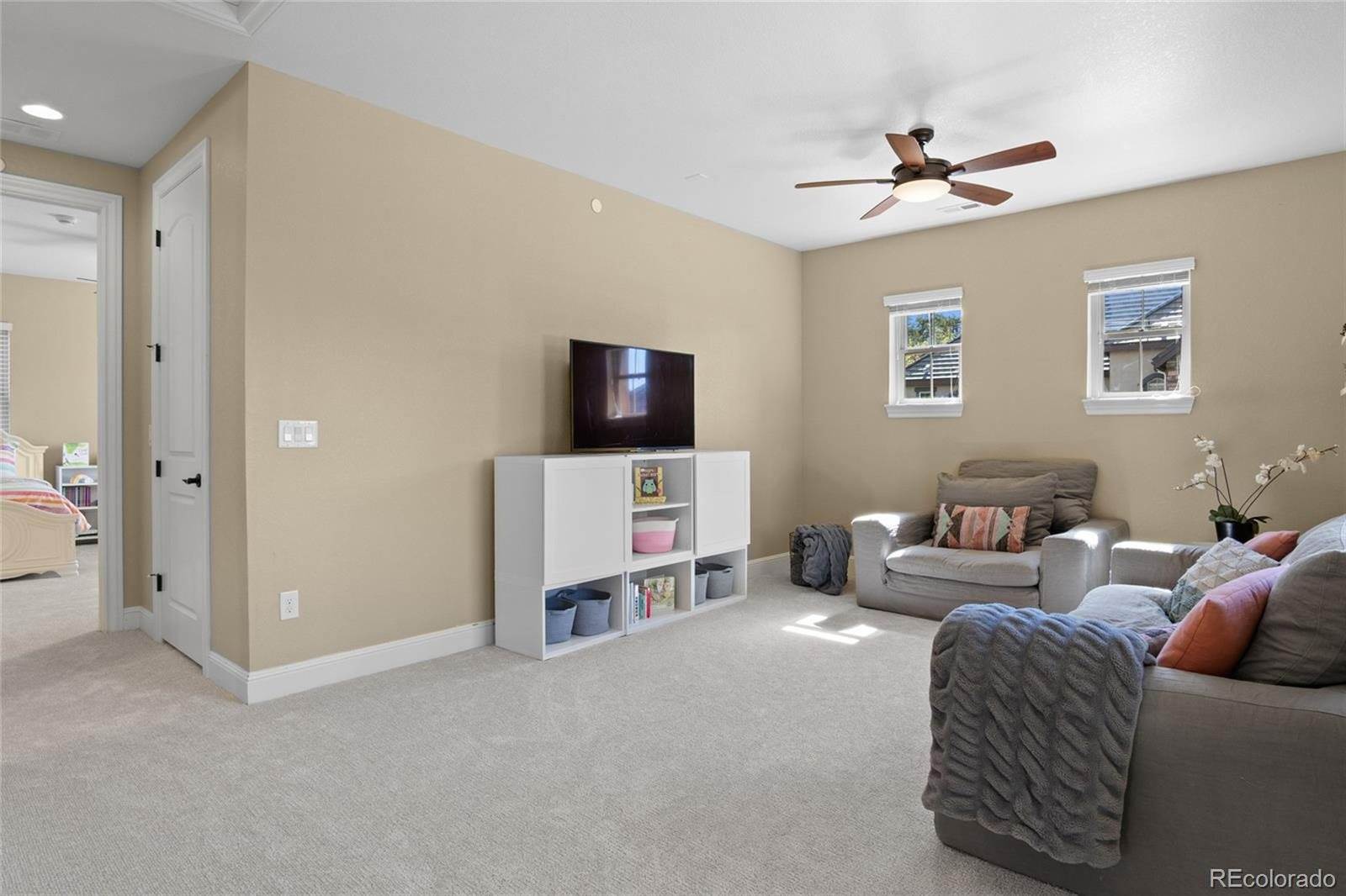 6878 Northstar Ct, Castle Rock, CO 80108