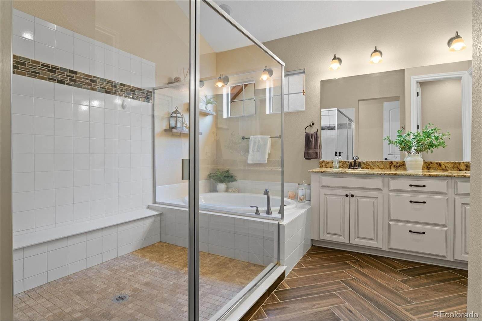 6878 Northstar Ct, Castle Rock, CO 80108